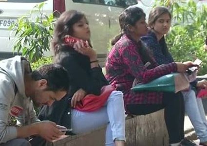 أوقفت الحكومة الغش فتغيب عن الإمتحان مئات ألاف الطلاب