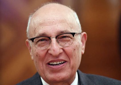 شعث: أطراف دولية أبدت استعدادها لتشكيل صيغة جديدة لعملية السلام