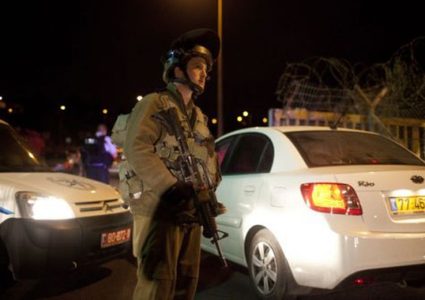 الإحتلال يزعُم تضرر مركبة للمستوطنين عقب رشقها بالحجارة جنوب نابلس