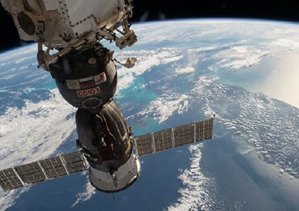 إطلاق شاحنة "بروغريس" الفضائية