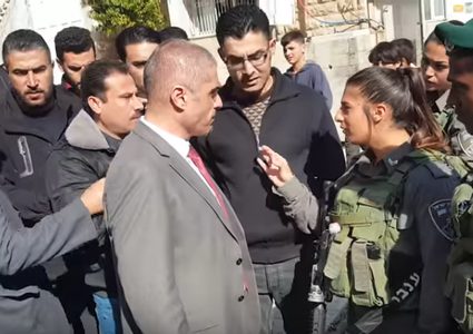 بالفيديو: الرجوب لمجندة: "اخرسي واذهبي الى الجحيم"