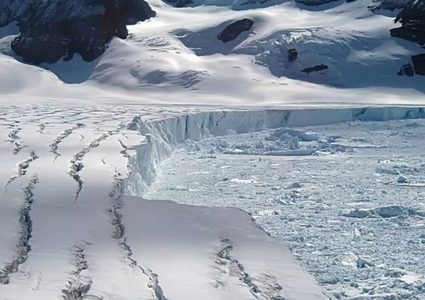 مهمة "عيد الحب" لاستكشاف عالم أنتاركتيكا