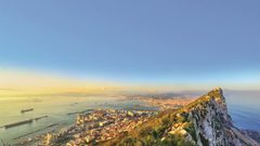 لماذا تعود ملكية جبل طارق لبريطانيا وهو في إسبانيا؟