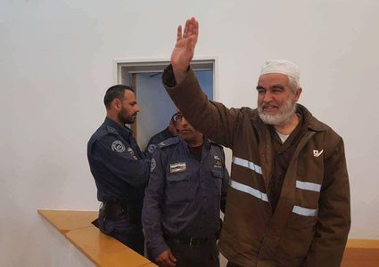 6 أشهر إضافية من العزل الإنفرادي للشيخ رائد صلاح