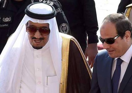 العاهل السعودي يجري اتصالا هاتفيا بالرئيس المصري