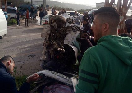 مصرع شخصين واصابة 3 اخرين في حادث سير مروع غرب سلفيت(فيديو)