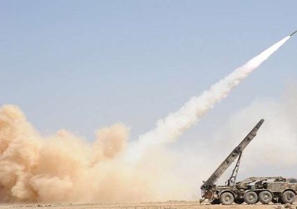 مصادر إسرائيلية: الصواريخ السورية حلقت فوق تل أبيب