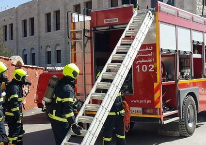 الدفاع المدني يتعامل مع 19 حادث حريق وإنقاذ