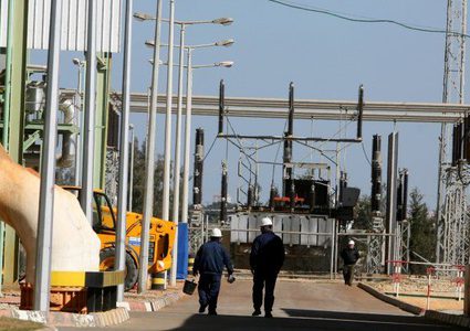 إدخال وقود مصري إلى غزة