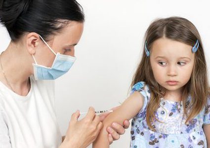 حالات تمنع إعطاء الطفل اللقاح