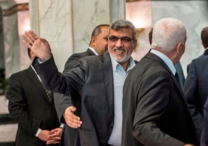 وصول وفد ثانٍ من حماس يضم أبو مرزوق والرشق إلى القاهرة