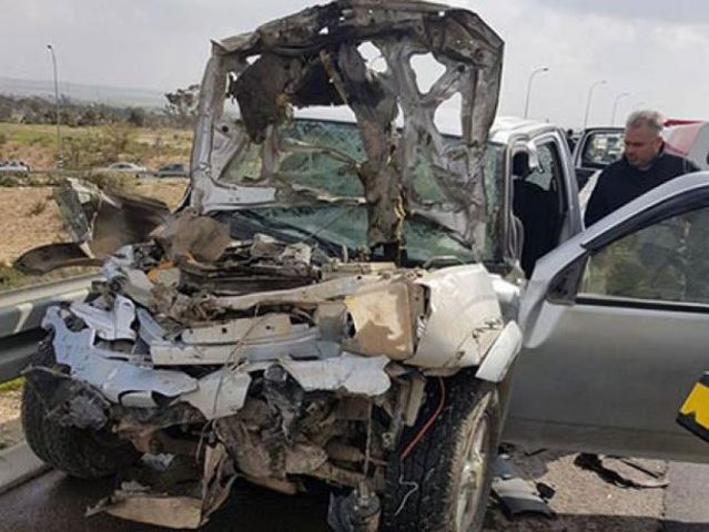 مصرع مواطن بحادث سير في النقب