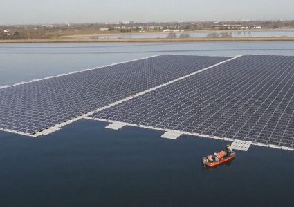 أكبر محطة عائمة للطاقة الشمسية