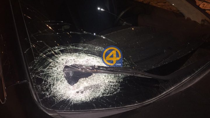 الإحتلال يعترف باصابة طفيفة نتيجة رشق حافلة للمستوطنين غرب بيت لحم