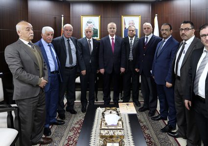 الحمد الله يبحث مع رئيس المحكمة العليا سبل تعزيز وتطوير قطاع القضاء