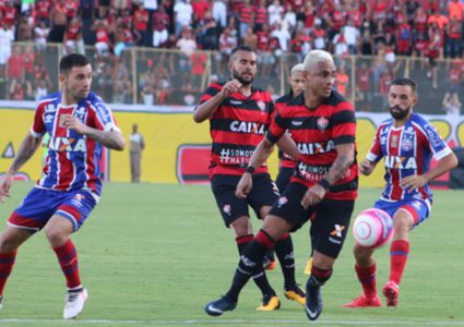 لأول مرة بتاريخ كرة القدم.. طرد 9 لاعبين في مباراة