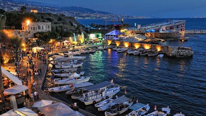 وزير: لبنان لا يستطيع طلب مساعدات
