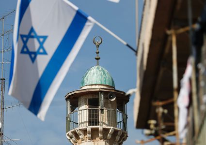 إعادة "قانون المؤذن" للنقاش ومنح شرطة الاحتلال صلاحية اقتحام المساجد