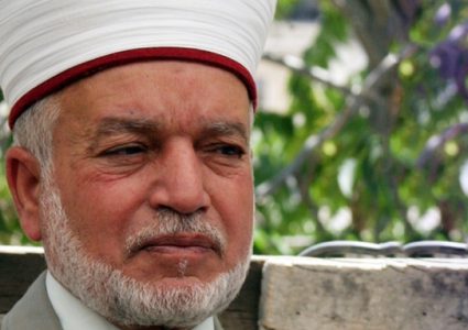 المفتي يحذر من العودة لقانون حظر الاذان