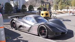 سيارة خارقة تسجل سرعة 100 كيلومتر في أقل من ثانيتين!