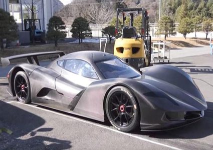 سيارة خارقة تسجل سرعة 100 كيلومتر في أقل من ثانيتين!