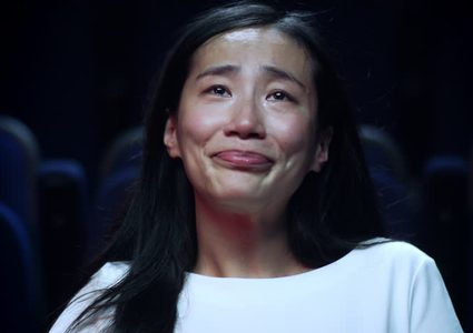 العلم يفسر شخصيات من يبكي أثناء مشاهدة الافلام!