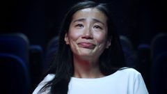 العلم يفسر شخصيات من يبكي أثناء مشاهدة الافلام!