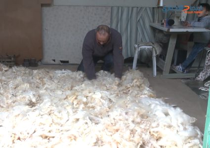 "التنجيد" مهنة تقليدية على وشك الاندثار (فيديو)