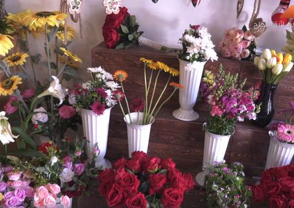 فكرة متجر بائع الورد في مدينة غزة وتوزيعه بطرق مختلفة