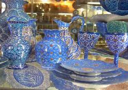 افتتاح معرض الصور والمنتجات اليدوية الاكوادورية