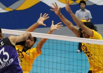 سنجل يُنهي مشواره ببطولة الأندية العربية لكرة الطائرة بهزيمة جديدة