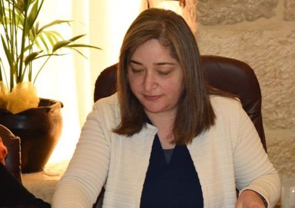 معايعة تبحث مع سفير البرتغال سبل التعاون الثنائي في مجال السياحة