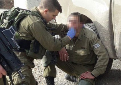 إصابة جندي ومجندة بجروح مختلفة