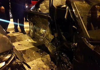 إصابة خمسة مواطنين بحادث سير في نابلس