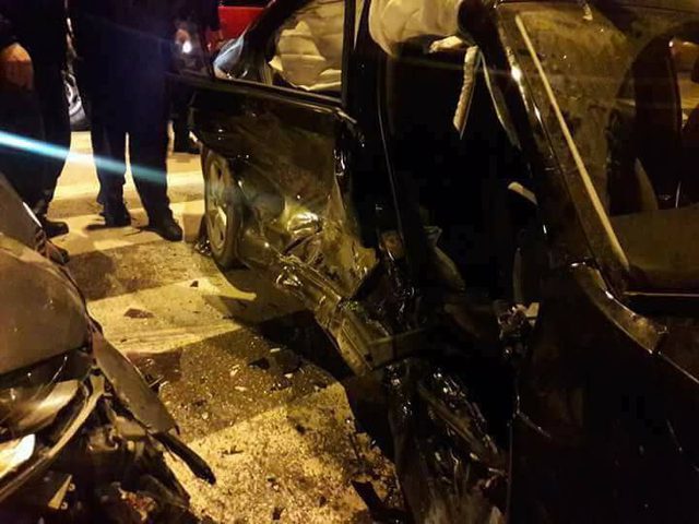 إصابة خمسة مواطنين بحادث سير في نابلس