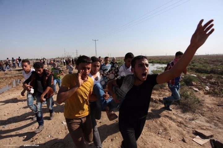 الإحتلال يُطلق النار تجاه المتظاهرين شرق المحافظة الوسطى