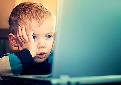 تكنولوجيا تسرق أطفالنا منا وتسرقنا منهم (ملف)