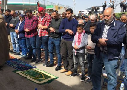 دعوة لإقامه صلاة الجمعة على مدخل العيسوية رفضاً لإجراءات الاحتلال