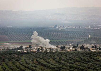 أنباء عن وقوع إصابات بقصف تركي استهدف قافلة إغاثة قادمة إلى عفرين