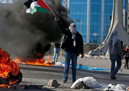 اصابات في المسيرات المنددة باعلان ترامب للاسبوع الـ12(محدث)