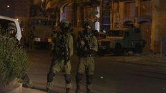 قوة كبيرة من عناصر الاحتلال تقتحم شمال القدس