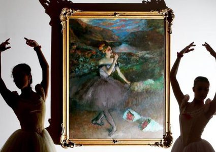 العثور على لوحة بمليون دولار في حافلة بفرنسا