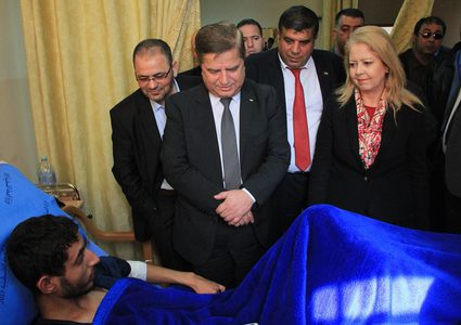 وزير الصحة ومستشارة رئيس الوزراء يطلعان على أوضاع القطاع الصحي في طوباس