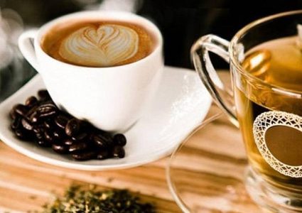 تحذير من تناول شاي الفواكه والمشروبات بين الوجبات