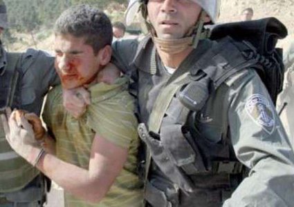 نادي الأسير يوثق شهادات 8 أسرى تعرضوا للضرب والتنكيل خلال اعتقالهم