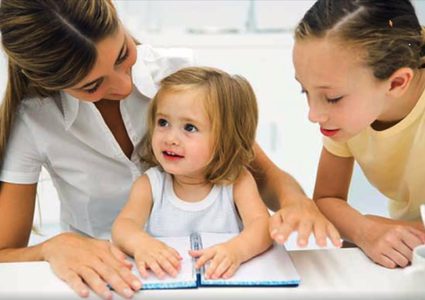 بالفيديو.. تخصصات جامعية لا يمكن أن تتخيلها؟