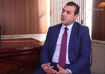 العوامل والأسس التي تساعد على الاستقرار الأسري (فيديو)