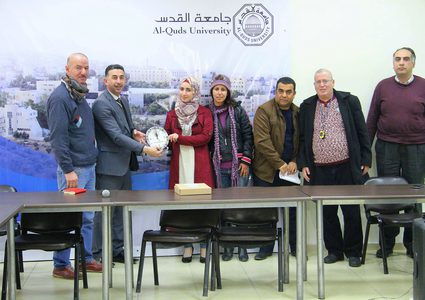 تجسيد الواقع الفلسطيني فنيًّا من خلال معرض في جامعة القدس