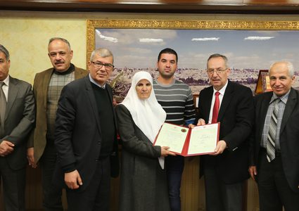 جامعة النجاح الوطنية تخرج الأسير هيثم جمال علي داود المحكوم 28 عاماً في سجون الاحتلال