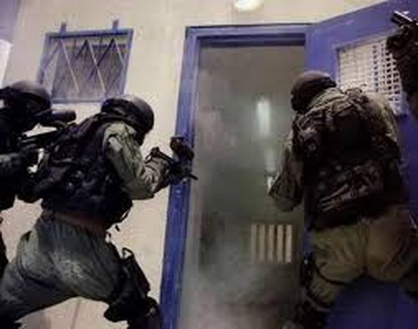 هيئة الأسرى: اعتداء وحشي على أسير ونقله للمستشفى